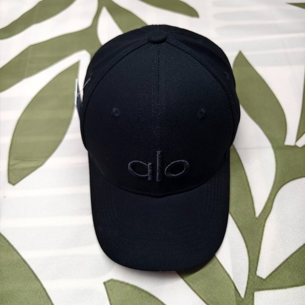 ALO Yoga Lightweight Baseball Cap | Moisture-Wicking & Adjustable Fit (NWT)